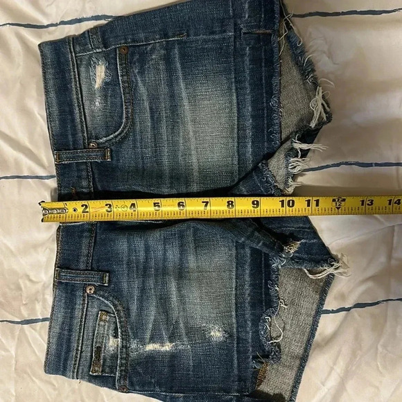 JOE’S Jeans Distressed Denim Low-rise Shorts - Picture 3 of 5